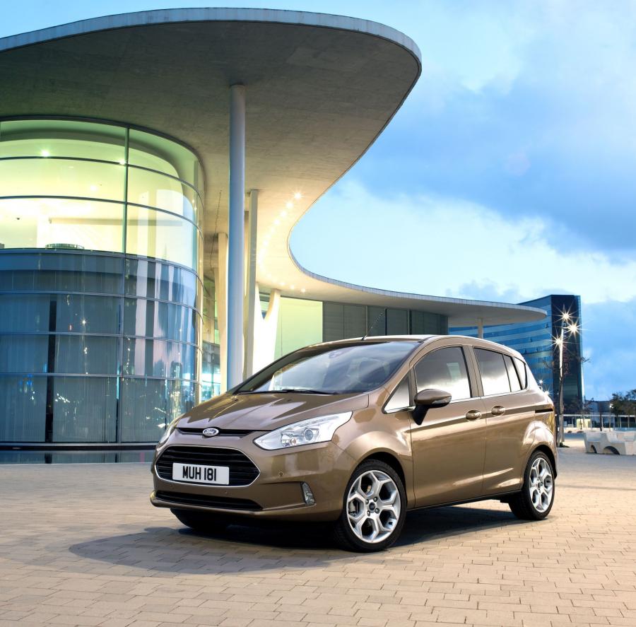  Ford B-Max 2012 года  (фото 2 из 18)